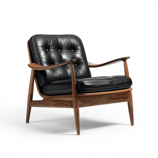 Fauteuil de salon noir en similicuir PU et noyer massif silhouette inclinée 76 x 82 x 86 cm